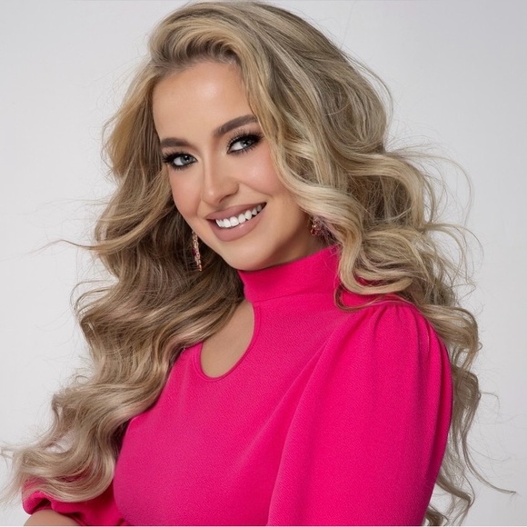 Meet your Posher, Kirsten - Picture 1 of 2